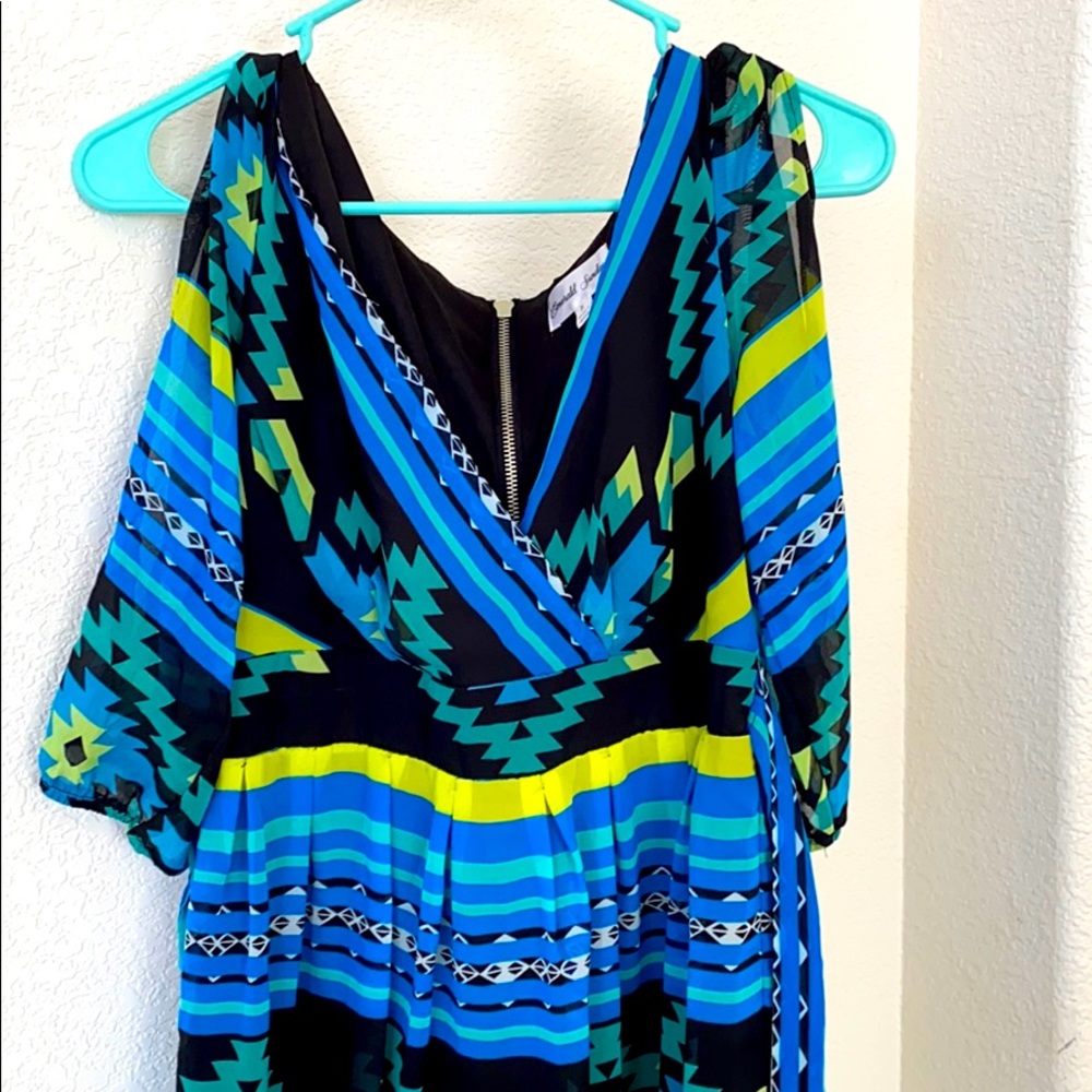 LOVE bright colors, slim fitting dress